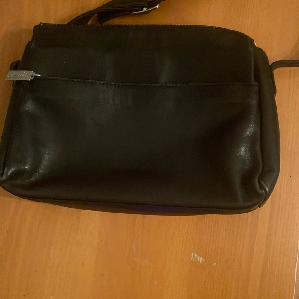 Hand bag
